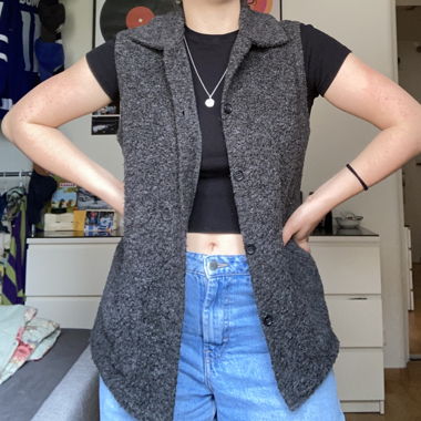 Gillet Grau