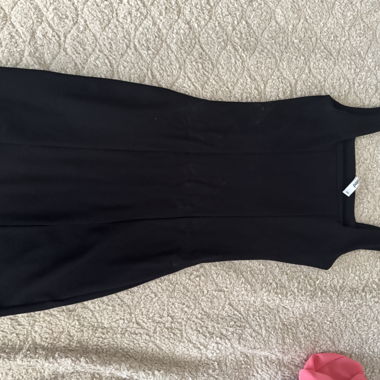 Black dress 