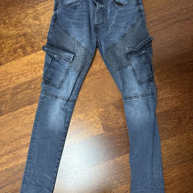 Skinny jeans