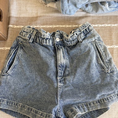 Short in denim a vita alta