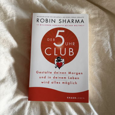 The 5 AM Club Book