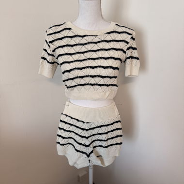 Set in maglia a righe