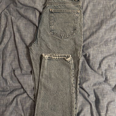 Mom jeans di Zara