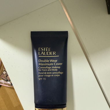 Estee Lauder Foundation