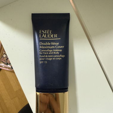 Estee Lauder Foundation