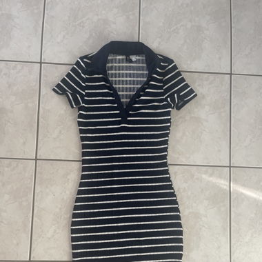 Slim striped minidress with V-neck