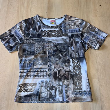 T-shirt Clock House