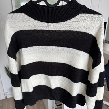 H&M Striped Sweater