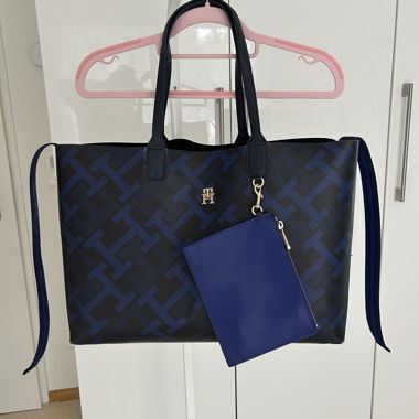 Tommy Hilfiger Bag