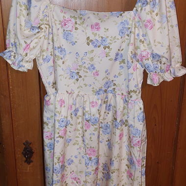 Jumpsuit mit Blumenmuster 