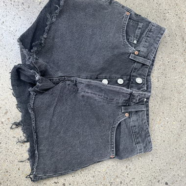 Schwarze High-Waist Denim Vintage Shorts