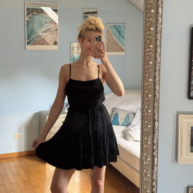 Robe courte Princess Polly noire