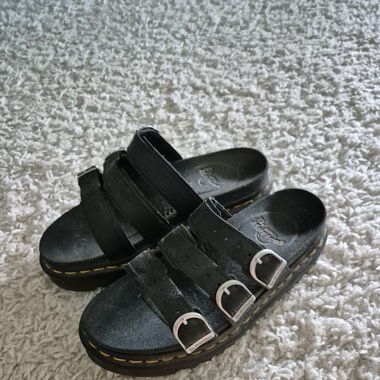 Sandales Dr. Martens