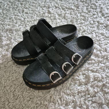 Sandales Dr. Martens