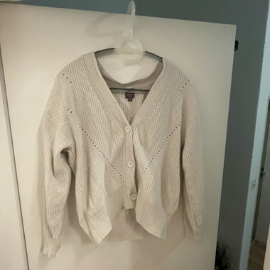 Cardigan in maglia beige 