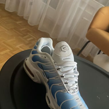 TN nike 