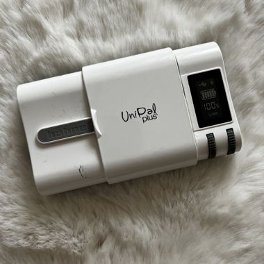 UniPal Plus Battery Charger