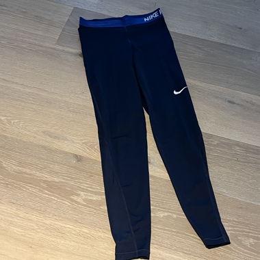 Nike sports leggings, size S