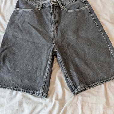 Black Jorts