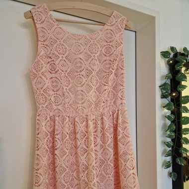 Spitzenkleid