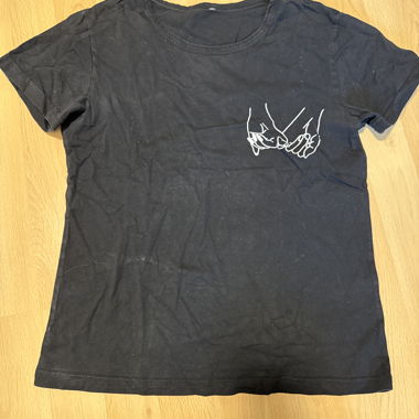 T-shirt noir avec impression