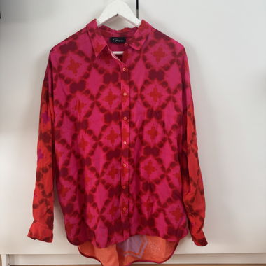 Pinkrote Bluse Grace