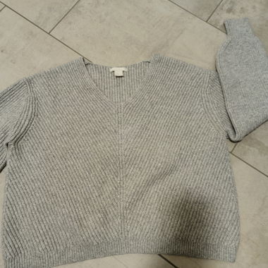 Grey sweater