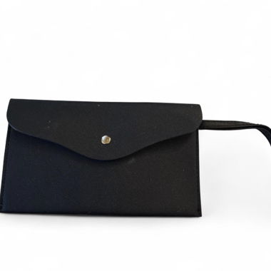 Clutch nera con patta