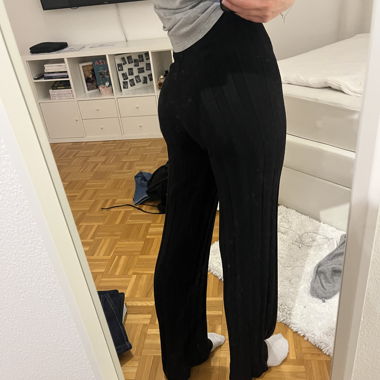 Pantalon lounge noir ajusté