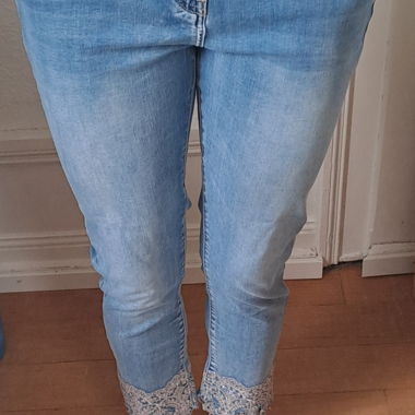 Jeans con pizzo, 38