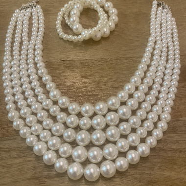 Ensemble de colliers de perles