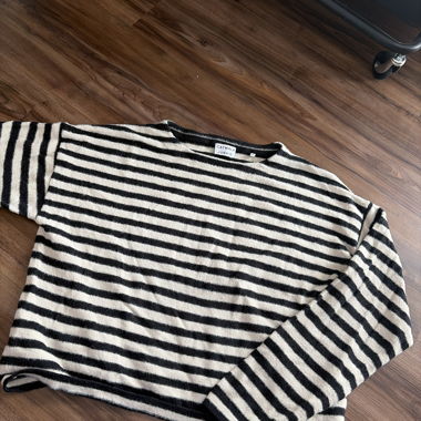 Catwalk gestreifter Pullover