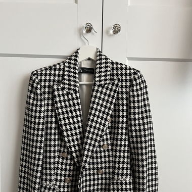 NEW - ZARA BLAZER