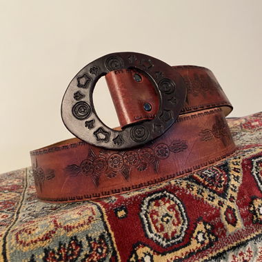 Leather Belt with Ornaments 
