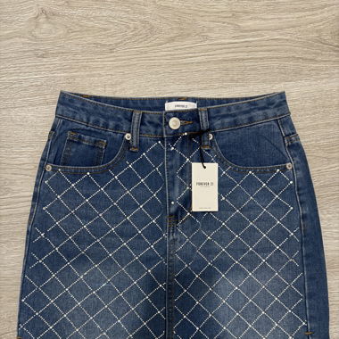Rhinestone denim skirt - Forever 21