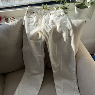 Jeans bianchi Pull and Bear