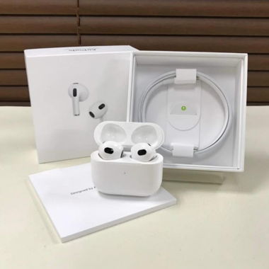 AirPods 4