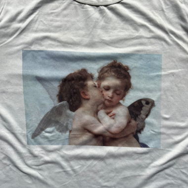 angel tee white