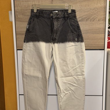 Vendo pantaloni Bershka