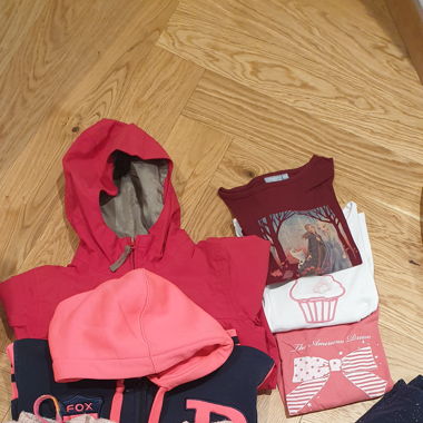 Lot vêtements fille 5ans