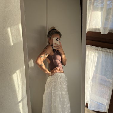Jupe longue blanche avec broderie
