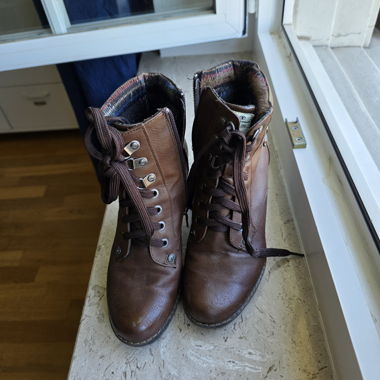 Brown Leather Ankle Boots