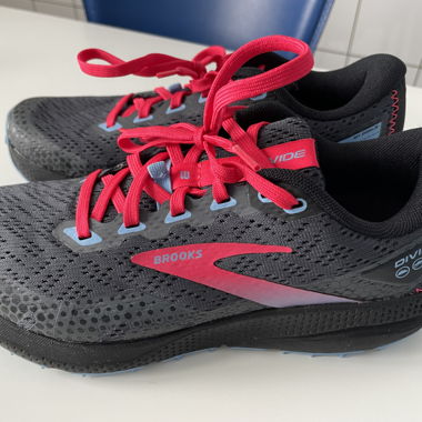 Brooks Divide