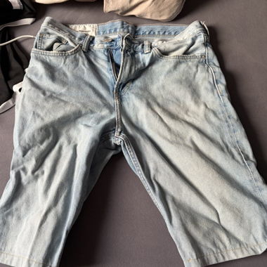 H&M Relaxed Fit Jeansshorts hellblau