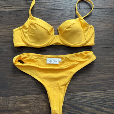 Bikini set von Alpha Coutures by Stefkjoson