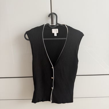 Gilet in maglia a coste nero