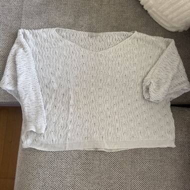 Beige short knit top