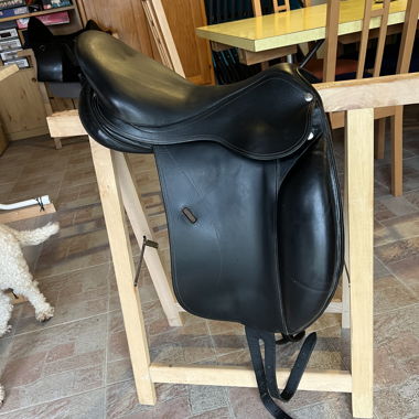 Selle de dressage Forestier - modèle Saumur