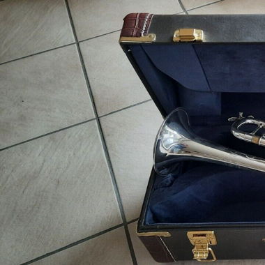 Tromba Vincent Bach Modello Stradivarius 43 Bb
