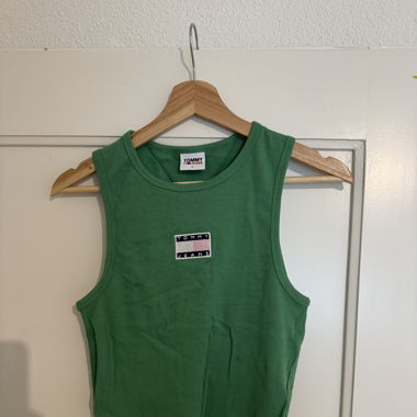 TH green crop top